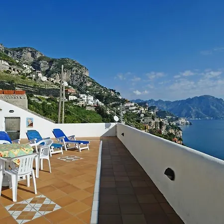 Sleeps 5 Pool Air Con Wifi * Conca dei Marini